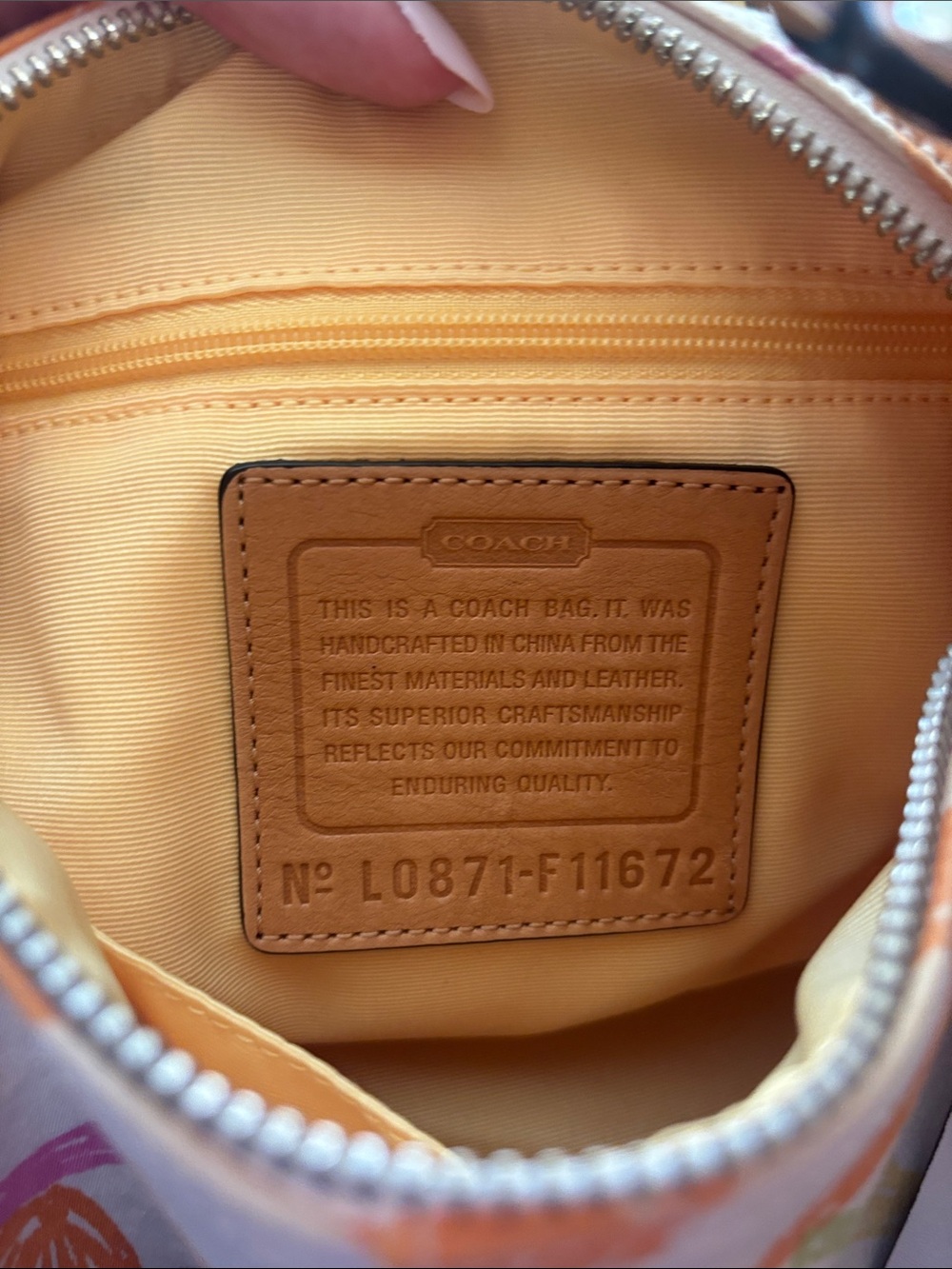 Coach Y2K Shoulder Bag Pastel Tan Leather Scribble Hamptons Hobo Purse - Picture 6 of 11